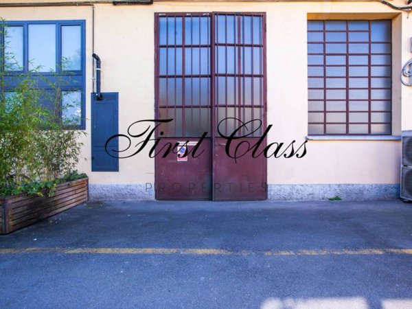 negozio in vendita a Milano in zona Porta Vittoria