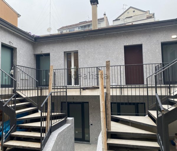 appartamento in vendita a Milano in zona Porta Vittoria
