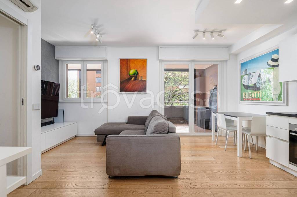 appartamento in vendita a Milano in zona Gratosoglio