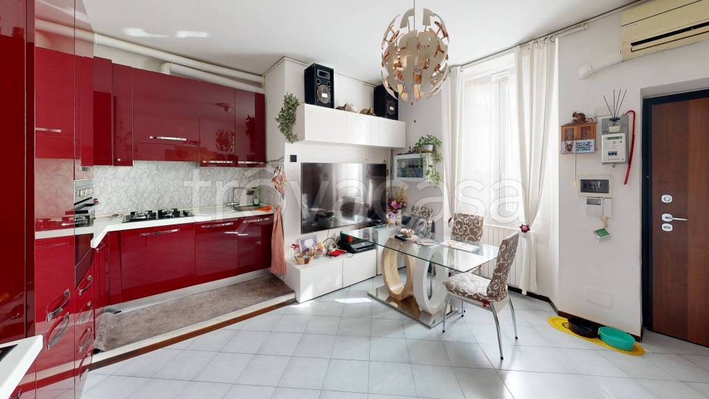 appartamento in vendita a Milano in zona Figino