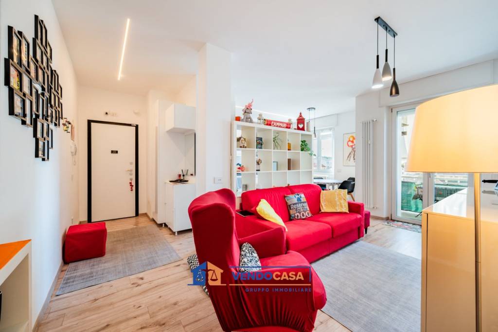 appartamento in vendita a Milano in zona Bullona