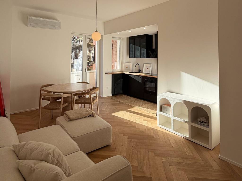 appartamento in vendita a Milano in zona Il Portello