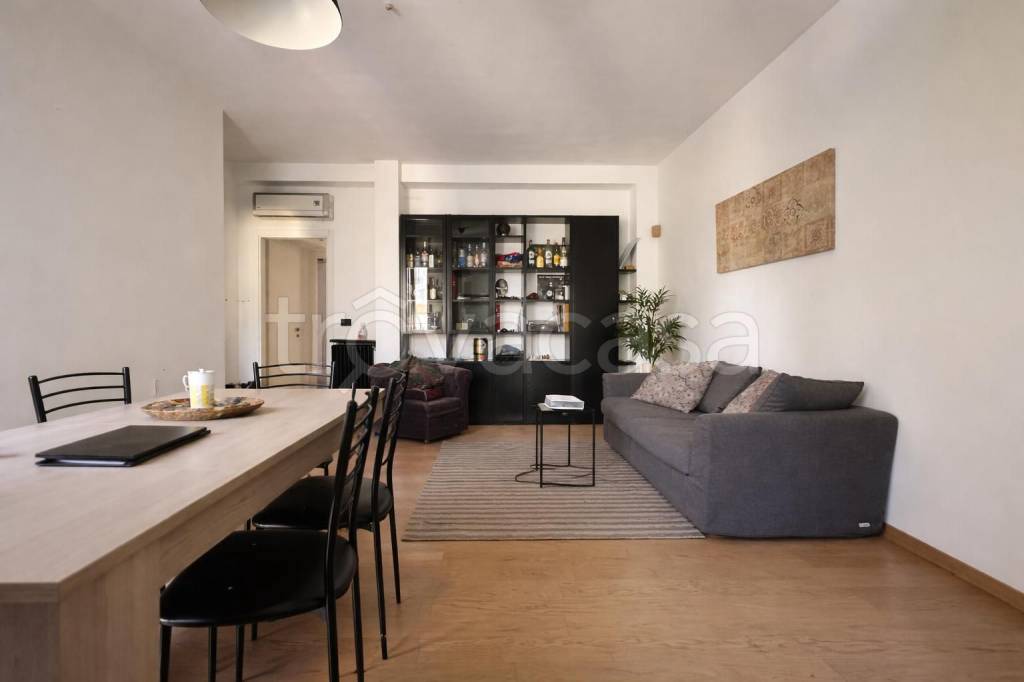 appartamento in vendita a Milano in zona Bovisa