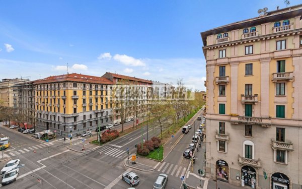 appartamento in vendita a Milano in zona XXII Marzo