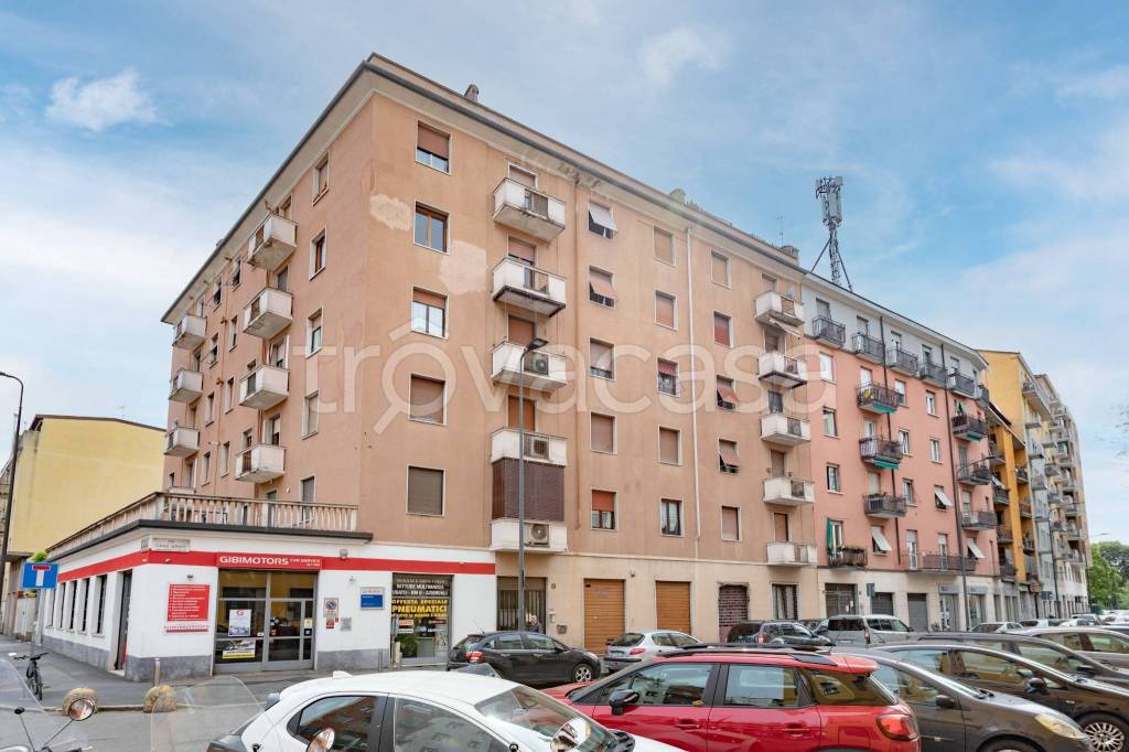 appartamento in vendita a Milano in zona Bovisa