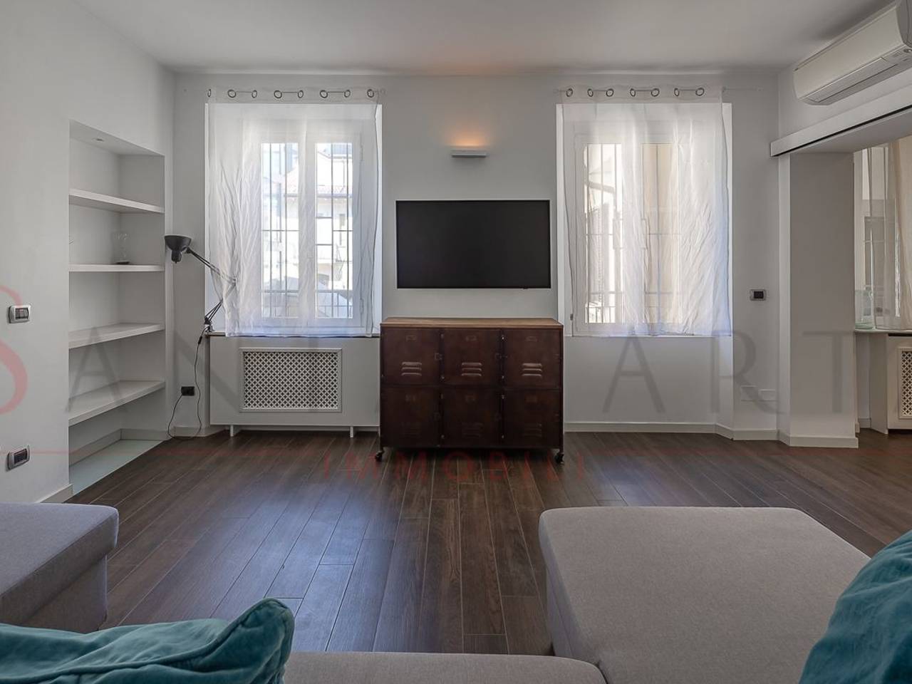 appartamento in vendita a Milano in zona Porta Garibaldi