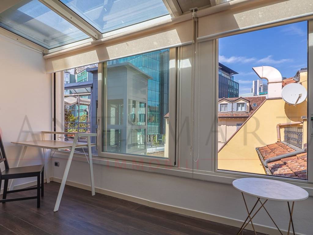 appartamento in vendita a Milano in zona Porta Garibaldi