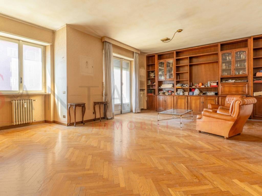 appartamento in vendita a Milano in zona Loreto