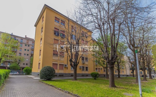 appartamento in vendita a Milano in zona Bruzzano