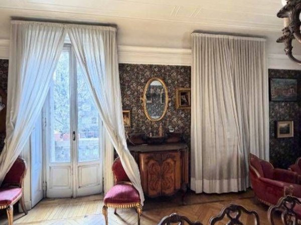 appartamento in vendita a Milano in zona Sempione