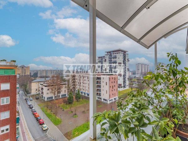 appartamento in vendita a Milano in zona Quarto Oggiaro