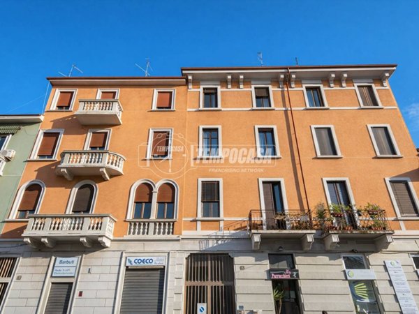 appartamento in vendita a Milano in zona Greco