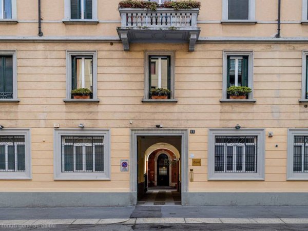 appartamento in vendita a Milano in zona Solari