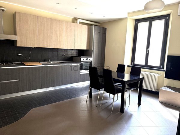 appartamento in vendita a Milano in zona Cinque Giornate