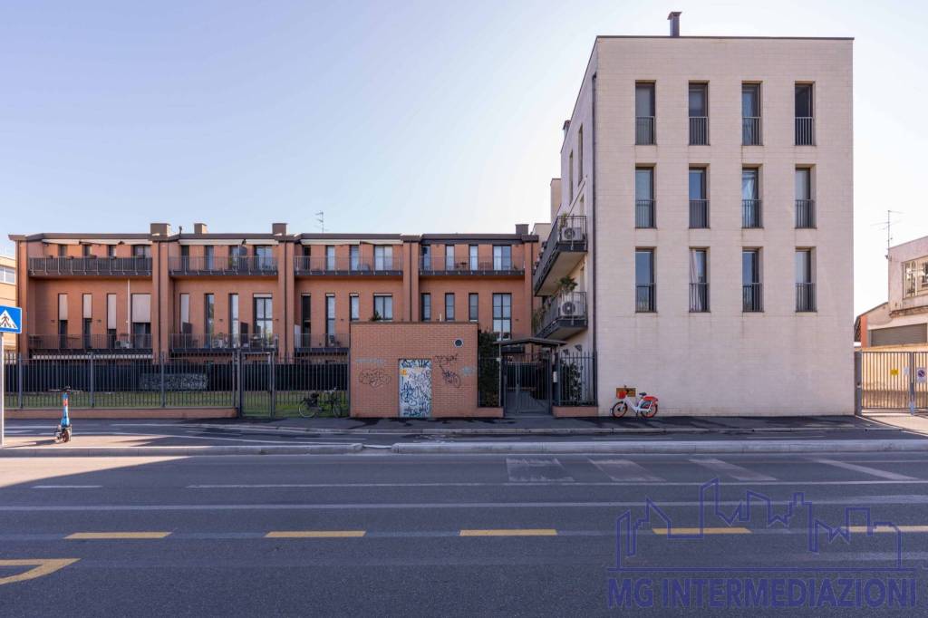 appartamento in vendita a Milano in zona Calvairate