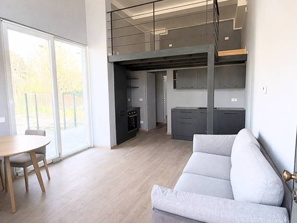 appartamento in vendita a Milano in zona Barona