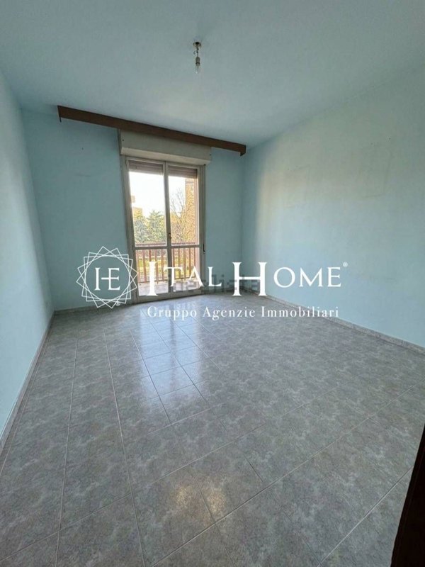 appartamento in vendita a Milano in zona Gallaratese