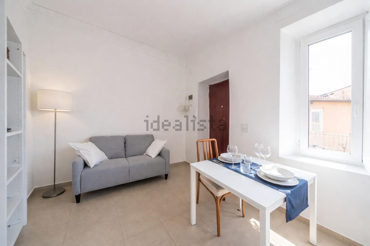 appartamento in vendita a Milano in zona Vigentino