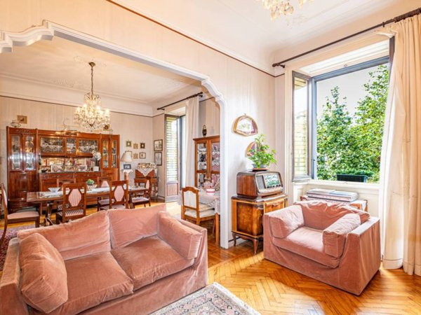 appartamento in vendita a Milano in zona Piazzale Lodi