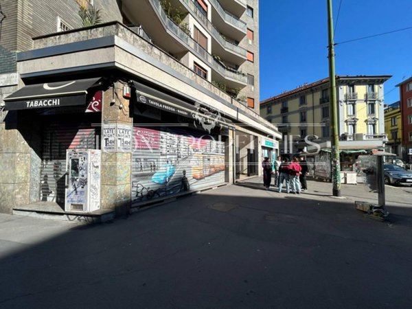 negozio in vendita a Milano in zona Isola