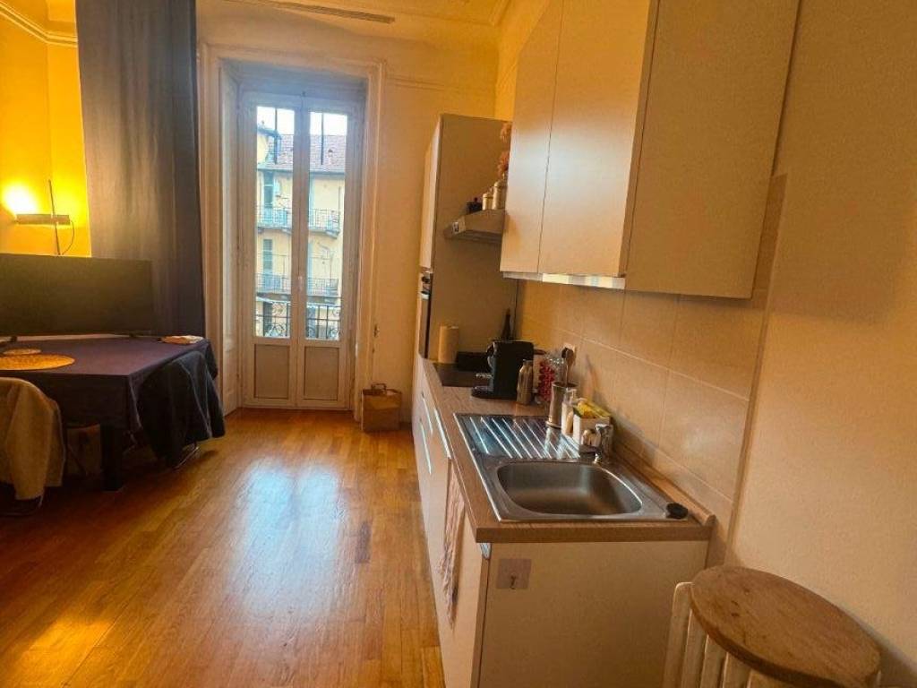 appartamento in vendita a Milano in zona Centro Direzionale