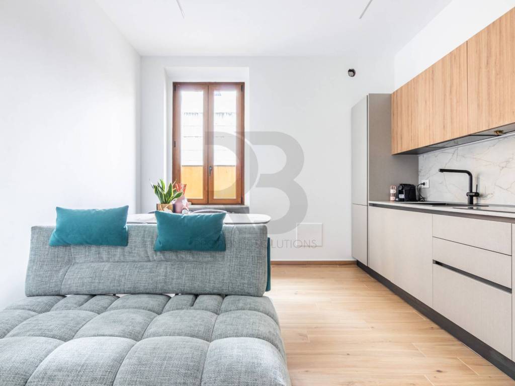 appartamento in vendita a Milano in zona Porta Genova