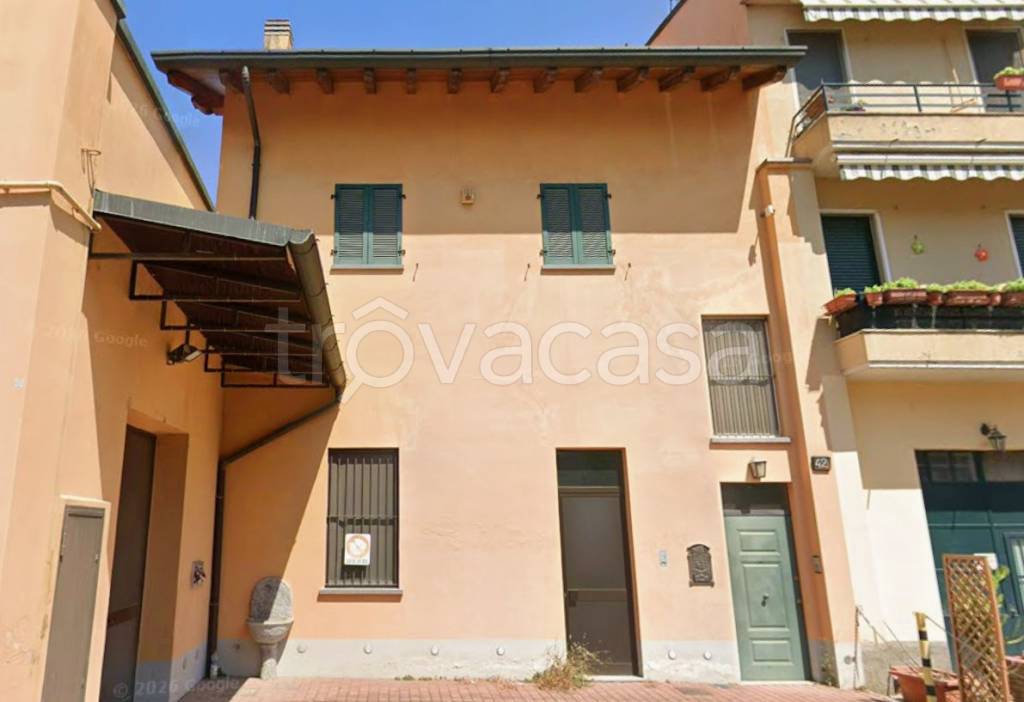 casa indipendente in vendita a Milano in zona Barona