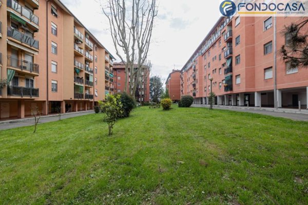 appartamento in vendita a Milano in zona Chiesa Rossa