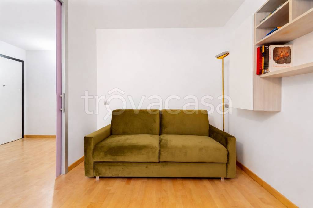 appartamento in vendita a Milano in zona XXII Marzo