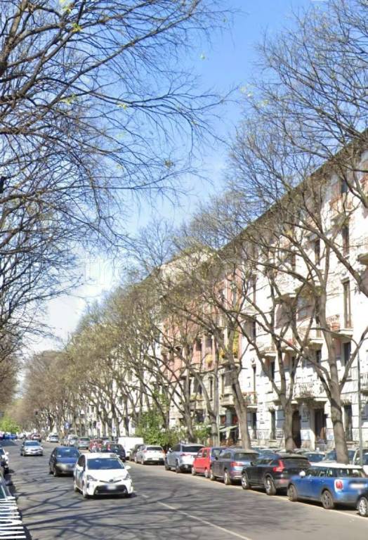 negozio in vendita a Milano in zona Porta Venezia