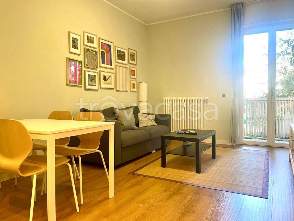 appartamento in vendita a Milano in zona Porta Vittoria