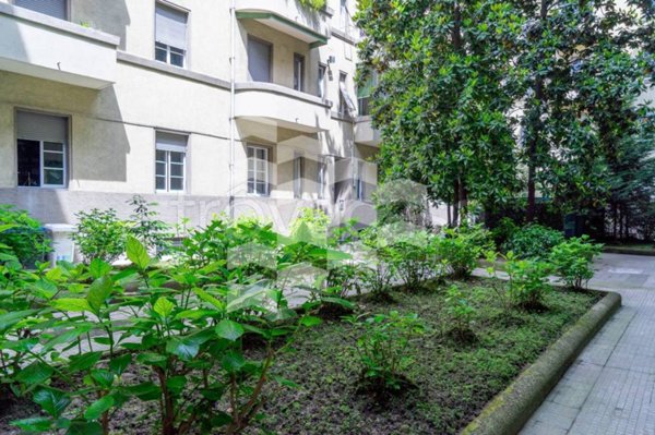 appartamento in vendita a Milano in zona Piazzale Lodi