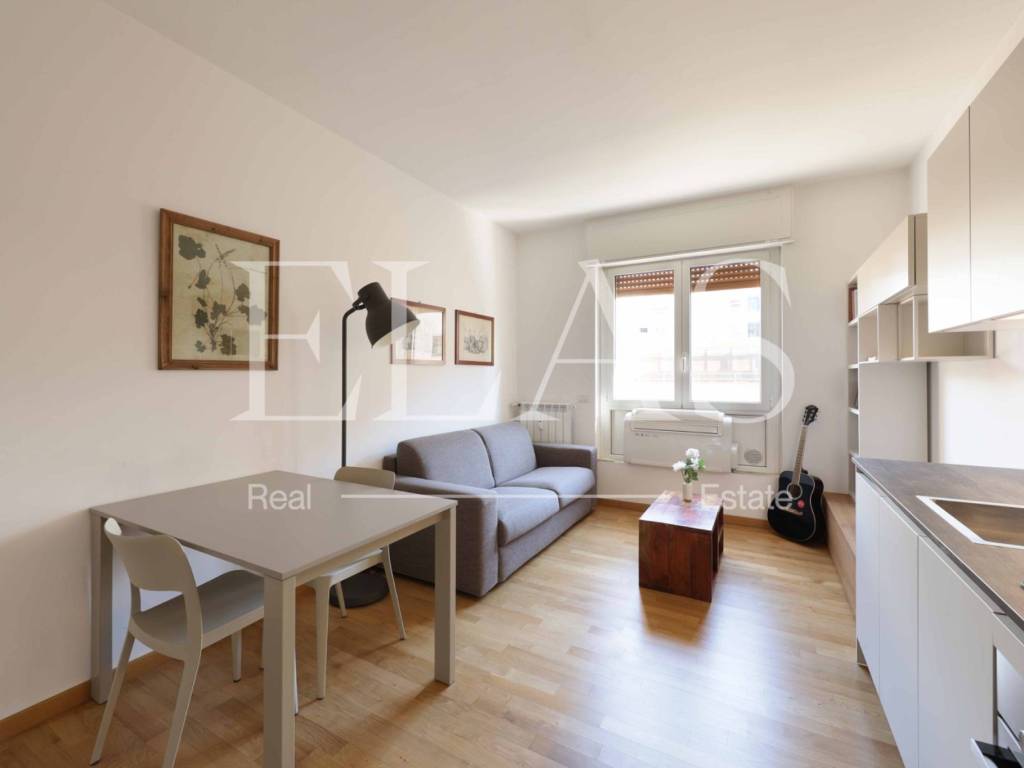appartamento in vendita a Milano in zona Centro Direzionale