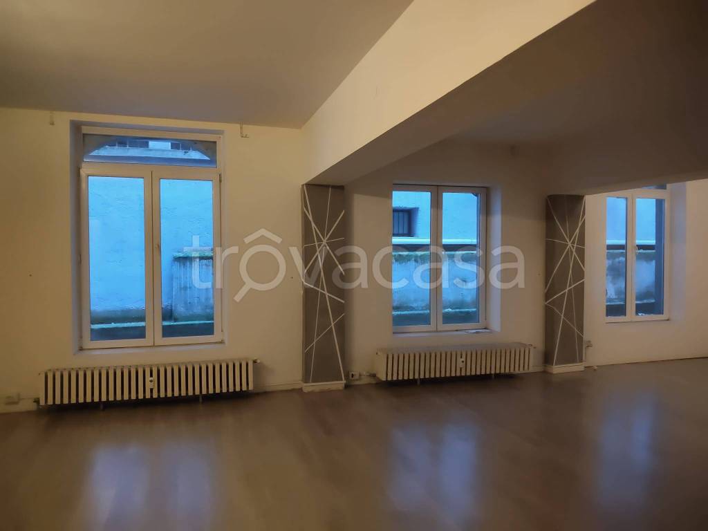 ufficio in vendita a Milano