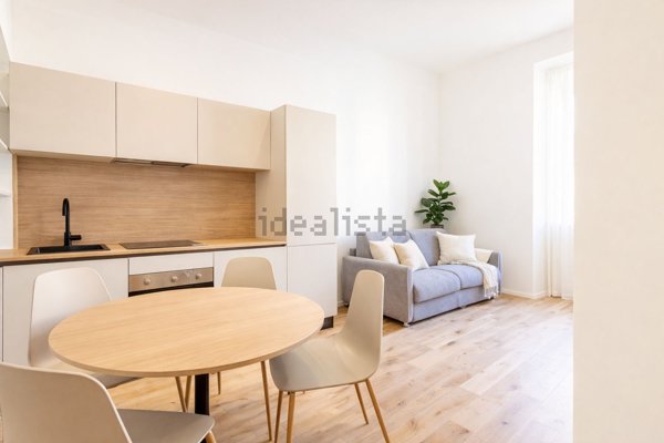 appartamento in vendita a Milano in zona Isola