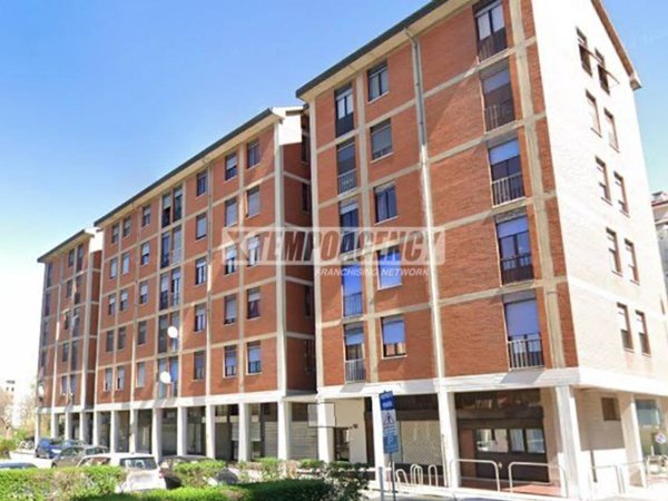 appartamento in vendita a Milano in zona Quarto Oggiaro