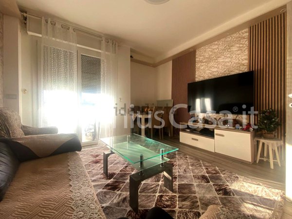 appartamento in vendita a Milano in zona Quarto Oggiaro