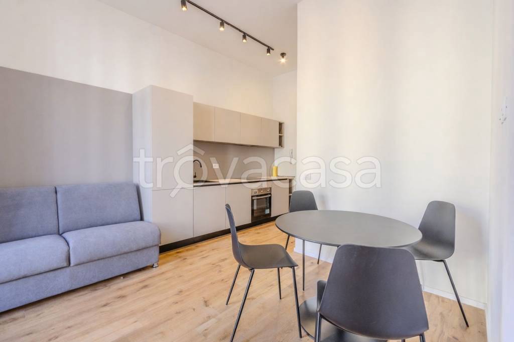 appartamento in vendita a Milano in zona Isola