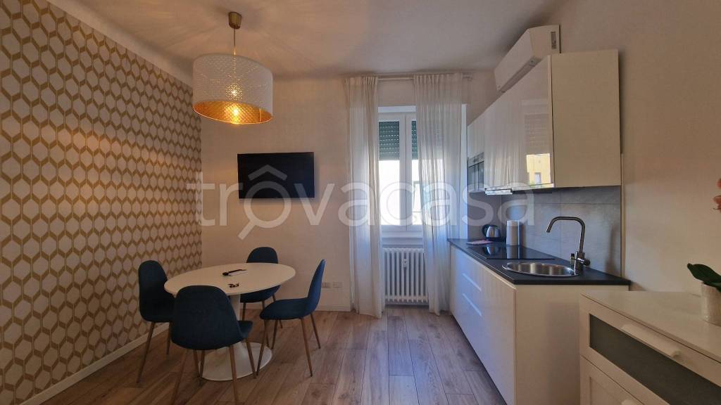 appartamento in vendita a Milano in zona Porta Vittoria
