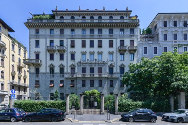 ufficio in vendita a Milano