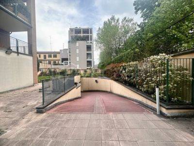 locale di sgombero in vendita a Milano in zona Gorla