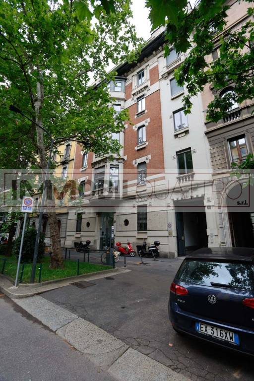 ufficio in vendita a Milano in zona Sempione