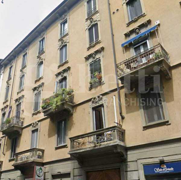 appartamento in vendita a Milano in zona Bocconi