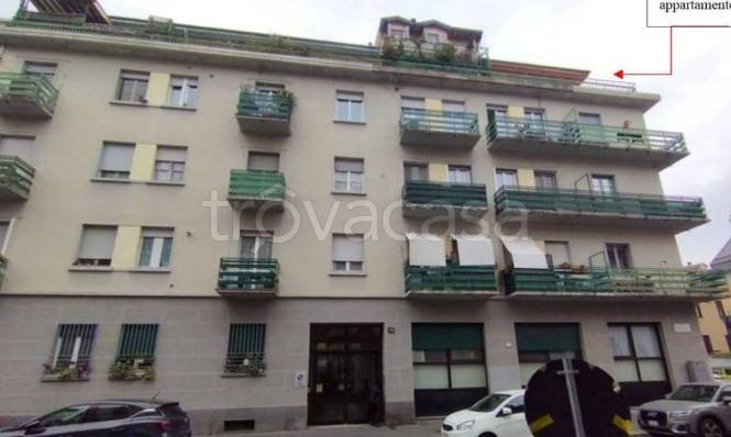appartamento in vendita a Milano in zona Ghisolfa