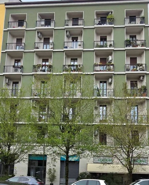 locale di sgombero in vendita a Milano in zona Solari