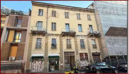 appartamento in vendita a Milano in zona Porta Volta