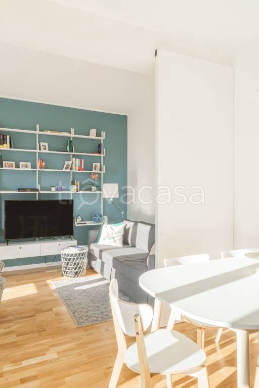 appartamento in vendita a Milano in zona Piazzale Lodi
