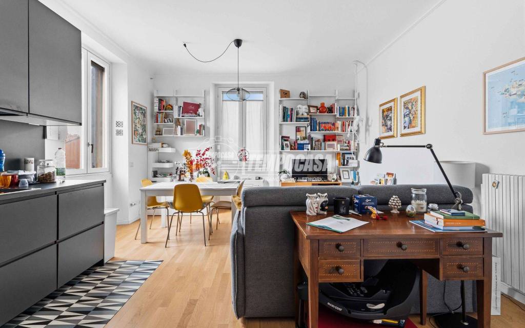 appartamento in vendita a Milano in zona Bocconi