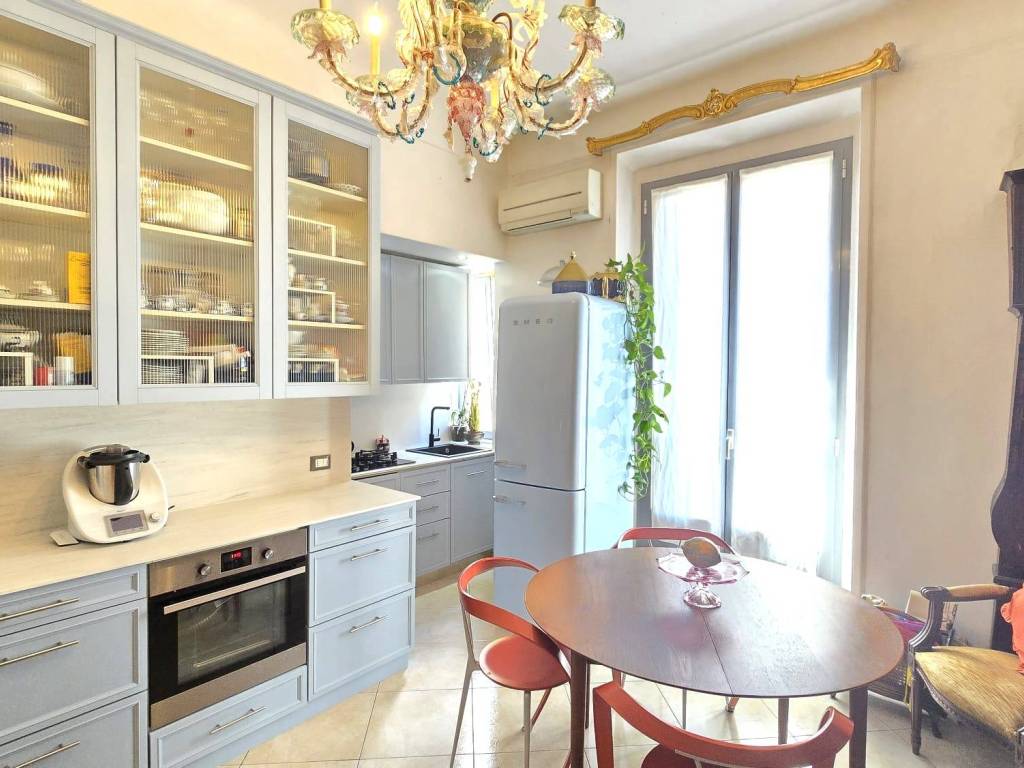 appartamento in vendita a Milano in zona Città Studi