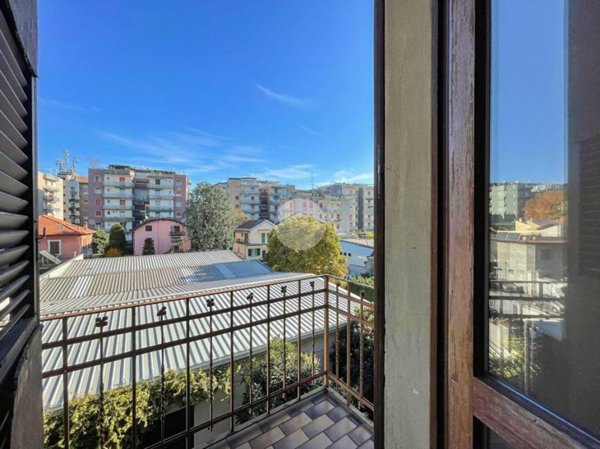 appartamento in vendita a Milano in zona Affori